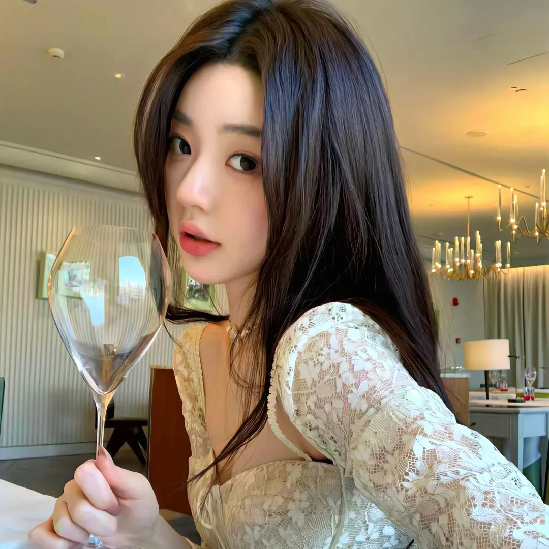 爱在人间海报